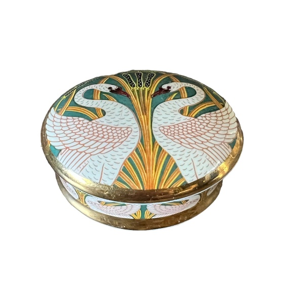 Jewelry - Swans and Bullrushes, Museum Collections Ltd Walter Crane box